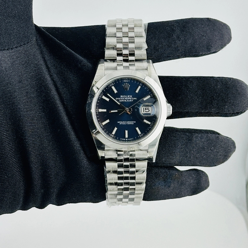 Rolex Datejust Blue Index Dial on Jubilee Ref. 126300 Card 2019 view 2
