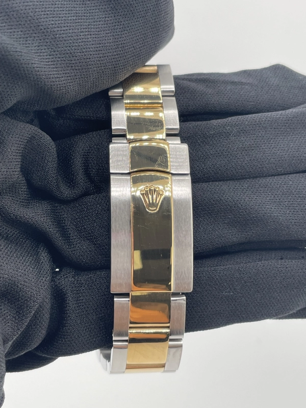 Rolex Datejust II Champagne Stick Dial on Oyster Ref. 116333 Card 2012 view 4