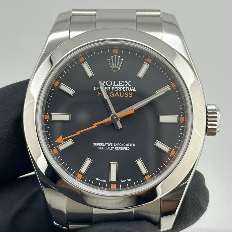 Rolex Milgauss Black Dial on Oyster Bracelet Ref. 116400 Card 2009 view 3