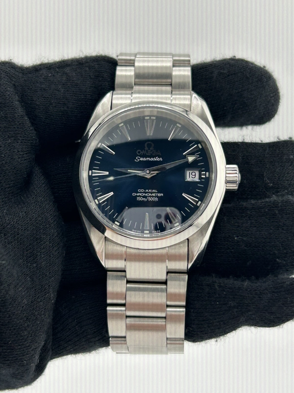 Omega Seamaster Aqua Terra 150m Blue Dial on Stainless Steel Bracelet Ref. 2504.80.00 Complete view 2
