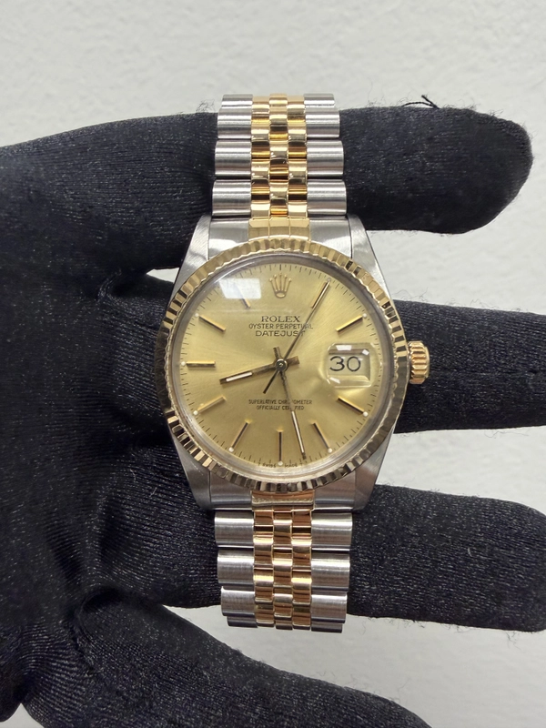 Rolex Datejust Champagne Stick Dial on D Link Jubilee Ref. 16013 1987 view 2