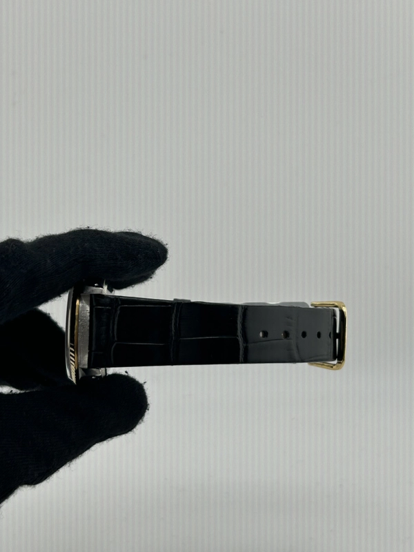 Rolex Datejust 36 Champagne Stick Dial on Generic Black Leather Strap Ref. 16233 1989 view 5