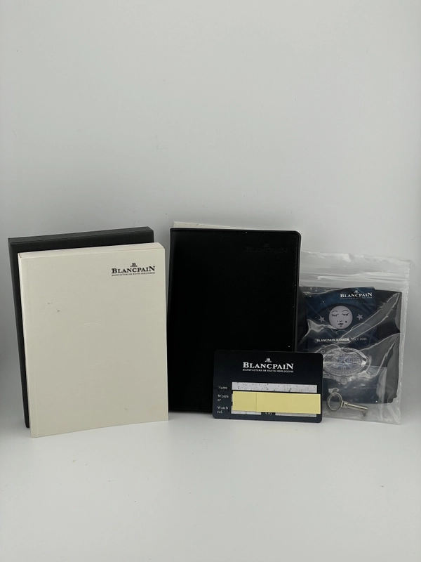 Blancpain Women Black Dial on Generic Leather Ref. 3760-1130-52B Complete 2012 view 8