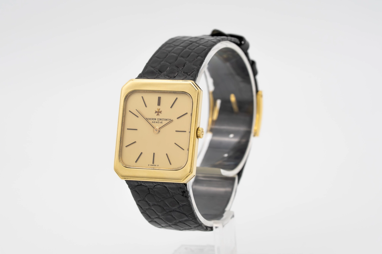 Ultra Thin Rectangular 18k Gold — image 6