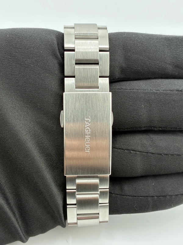 Tag Heuer Aquaracer 300m Black Dial on Silver Ref. WBD1110.BA0928 view 4