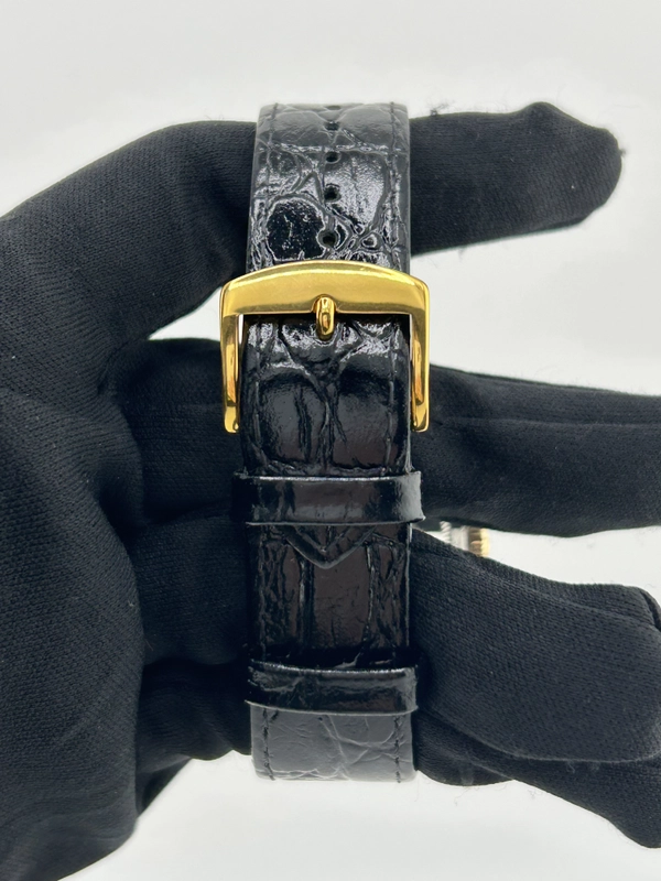 Rolex Datejust 36 Champagne Stick Dial on Generic Black Leather Strap Ref. 16233 1991 view 3