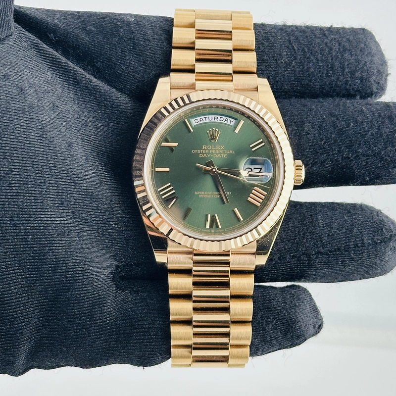 Rolex Day-Date Olive Green Roman Dial on President Bracelet Ref. 228235 Card 2021 view 2