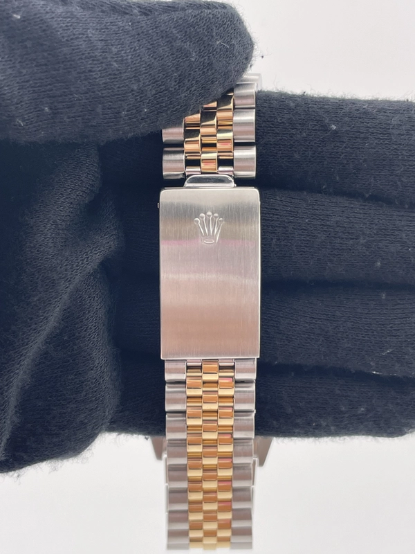Rolex Datejust Champagne Stick Dial on Jubilee Ref. 16013 1987 view 4