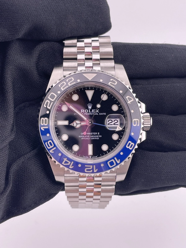 Rolex GMT-Master II Batgirl Black Dial on Jubilee Ref. 126710BLNR Card 2022 view 2