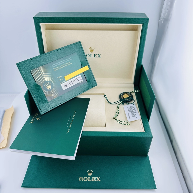 Rolex Datejust Dark Rhodium Index Dial on D Link Jubilee Bracelet Ref. 126334 Complete 2026 view 7