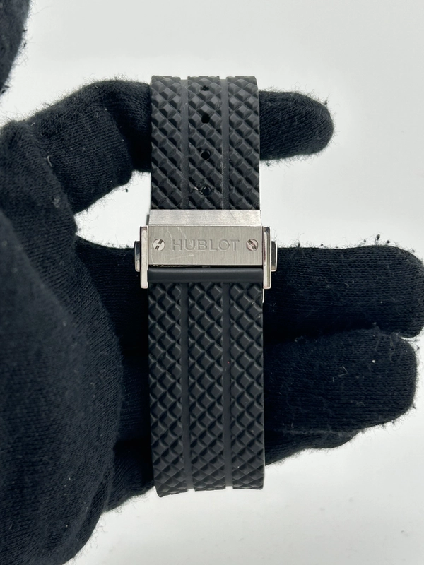 Hublot Big Bang Black Dial on Black Rubber Strap Ref. 301.SX.130.RX Card 2016 view 4