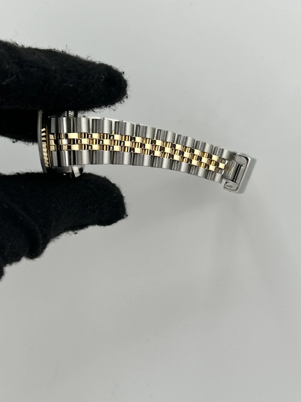 Rolex Datejust Lady Champagne Stick Dial on 2 Tone Jubilee D Link Bracelet Ref. 69173 1986 view 5