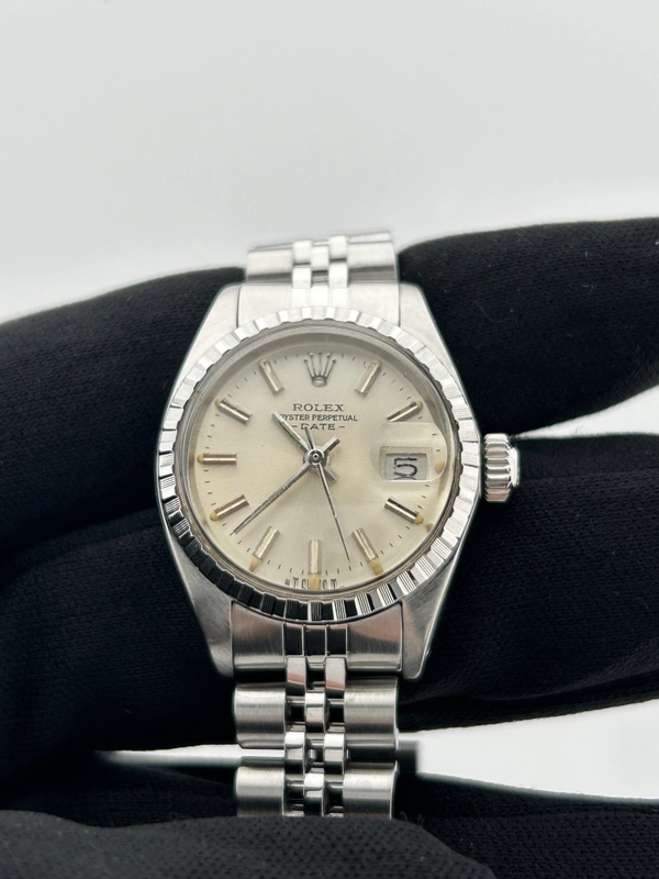 Rolex Date Silver Stick Dial on Stainless Steel Bracelet Ref. 6924 1975 view 3