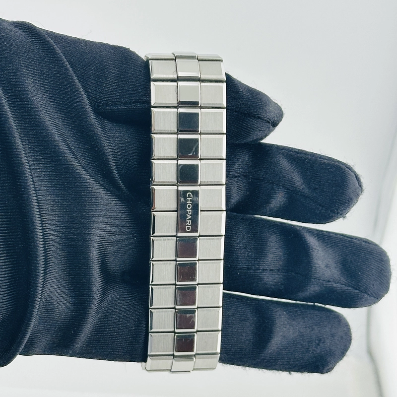 Chopard Alpine Eagle Blue Dial on Stainless Steel Bracelet Ref. 298600-3001 Card 2023 view 4