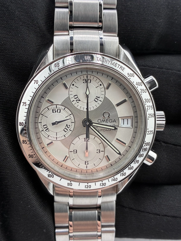 Omega Speedmaster Date Silver Dial on Stainless Steel Bracelet Ref. 3513.30.00 Card 2001 view 2