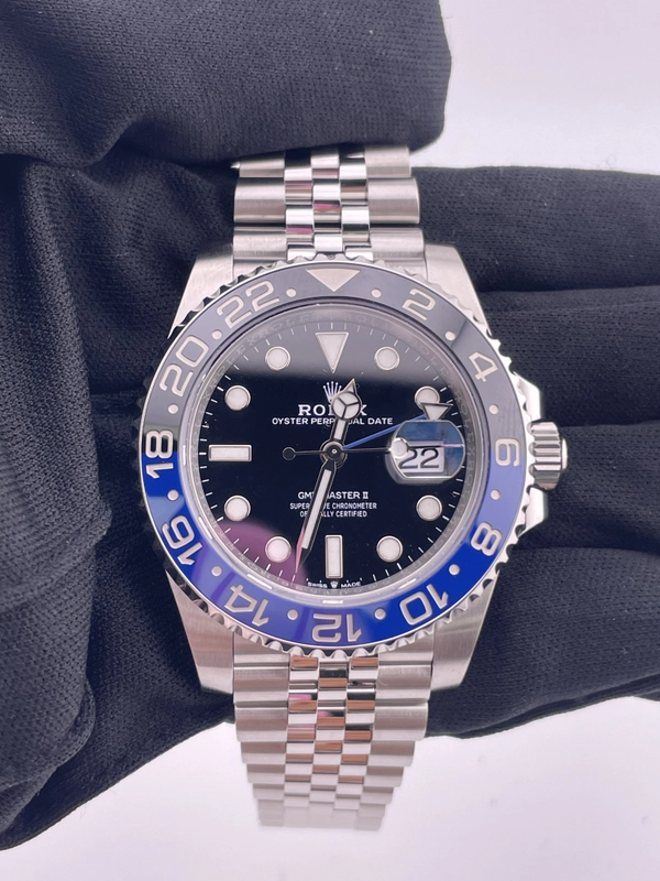 Rolex GMT-Master II Batgirl Black Dial on Jubilee Ref. 126710BLNR Card 2022 view 2
