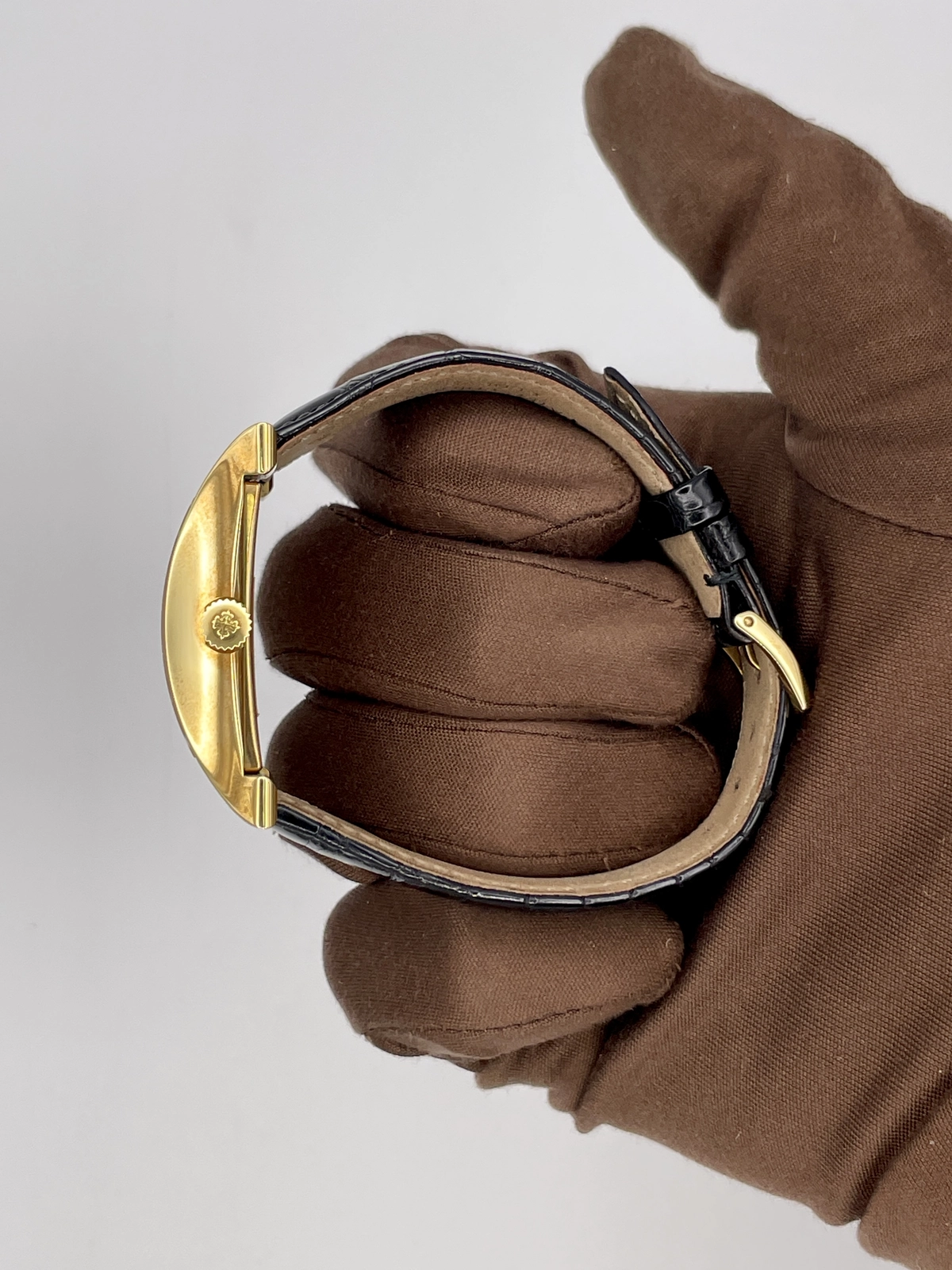 1997 Patek Philippe Pagoda 41mm Yellow Gold 5500J — image 2