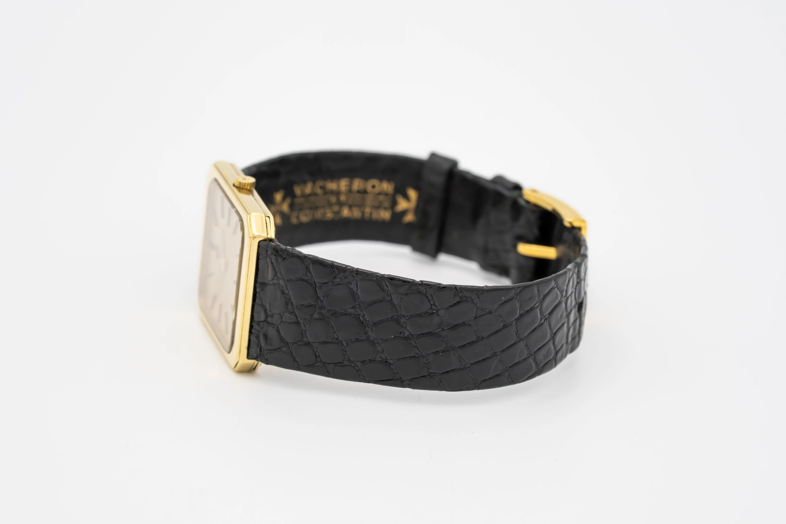 Ultra Thin Rectangular 18k Gold — image 7