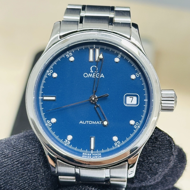 Omega Dynamic Classic Blue Dial on Stainless Steel Bracelet Ref. 5203.80.00 Card Open Date view 2