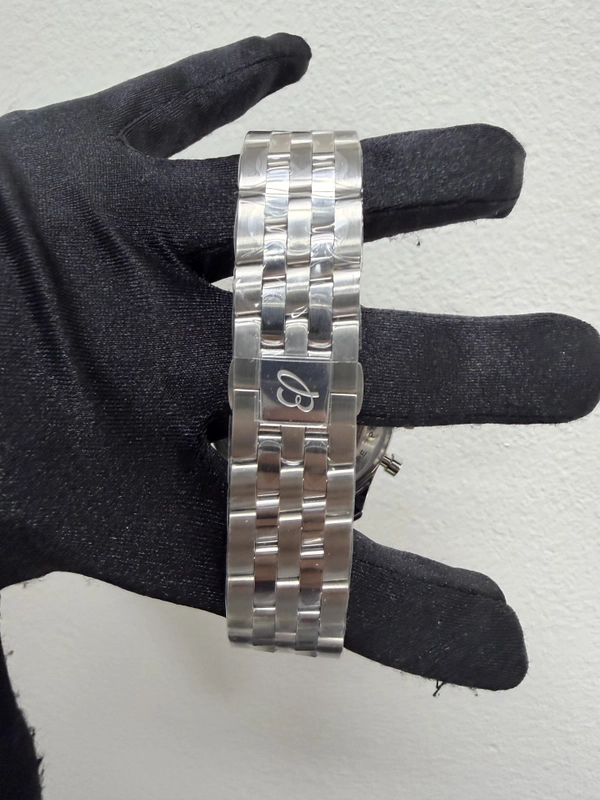 Breitling Super AVI B04 Chronograph GMT Black Dial on Bracelet Ref. AB04453A1B1A1 Card 2026 view 3