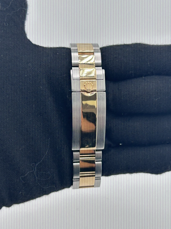 Rolex Submariner Blue Dial on Oyster Ref. 126613LB Card 2025 view 4