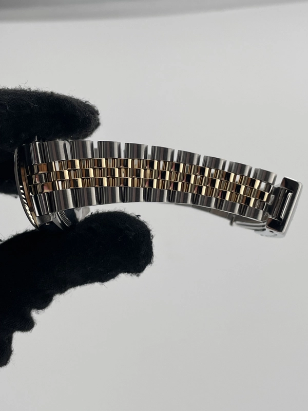 Rolex Datejust Champagne Stick Dial on Jubilee Ref. 68273 Papers Open Date view 5