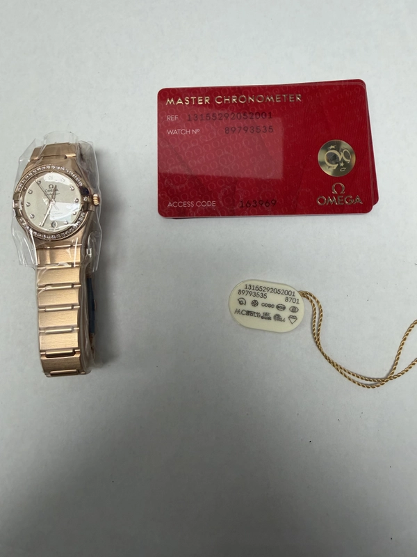 Omega Constellation Silver Diamond Dial Ref. 131.55.29.20.52.001 Card Open Date view 5