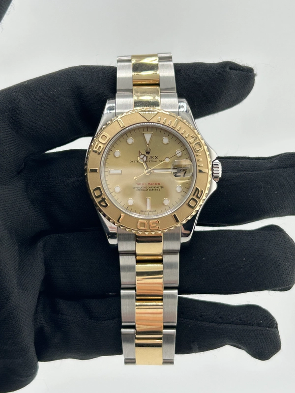 Rolex Yacht-Master Midsize Champagne Dial on Oyster Ref. 168623 2002 view 2