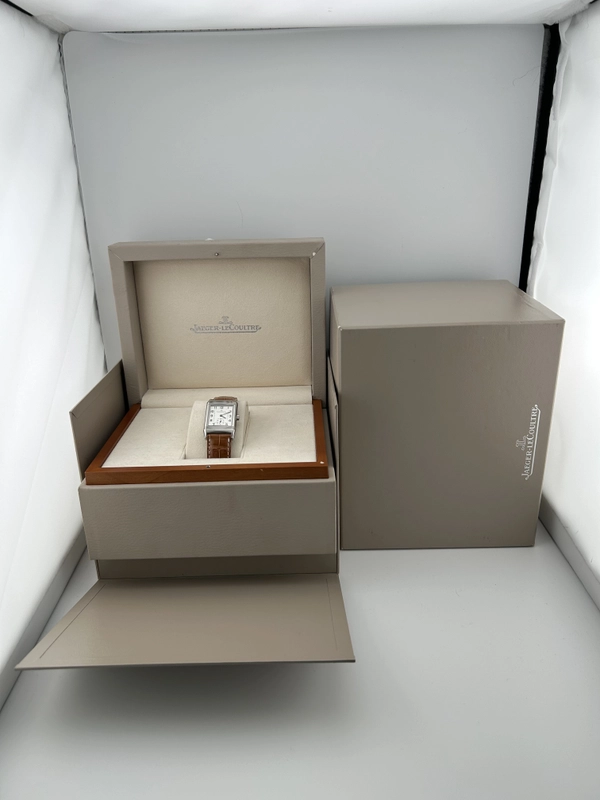 Jaeger Le Coultre Reverso Classic Grande Taille Silver Dial on Leather Strap Ref. 252.8.71 with Box view 7