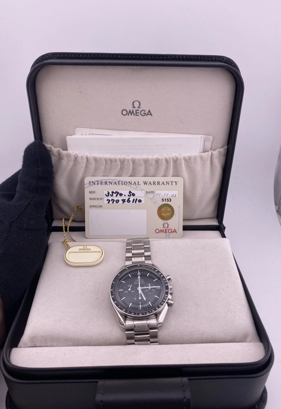 Omega Speedmaster Professional Moonwatch Black Stick Dial on Bracelet Ref. 3570.50.00 Complete 2003 view 7