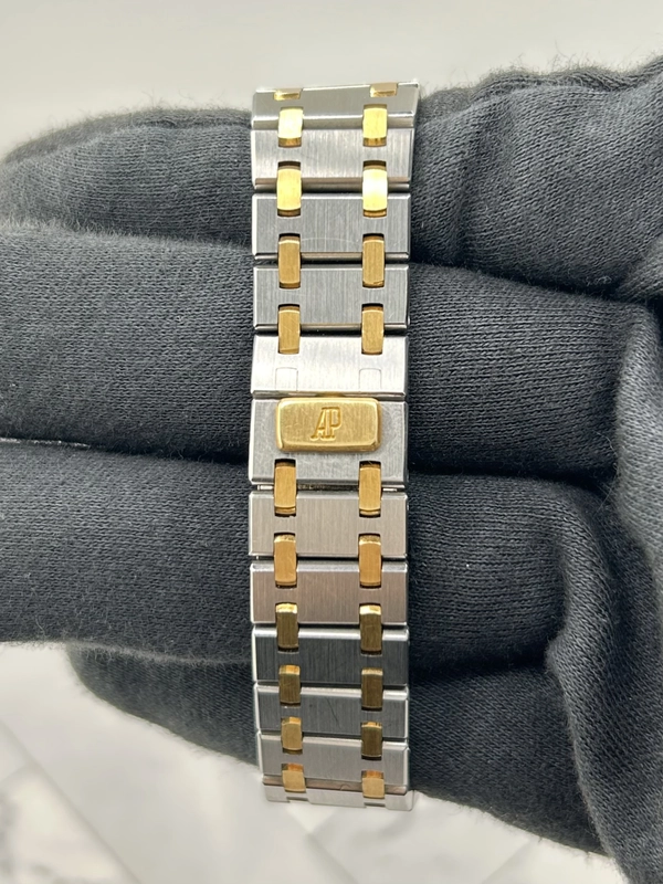 Audemars Piguet Royal Oak Champagne Diamond Tapisserie Dial on 2 Tone Bracelet Ref. 56303SA view 4