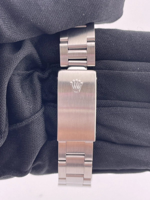 Rolex Air-King Silver Stick Dial on Oyster Bracelet Ref. 14000 1990 view 4
