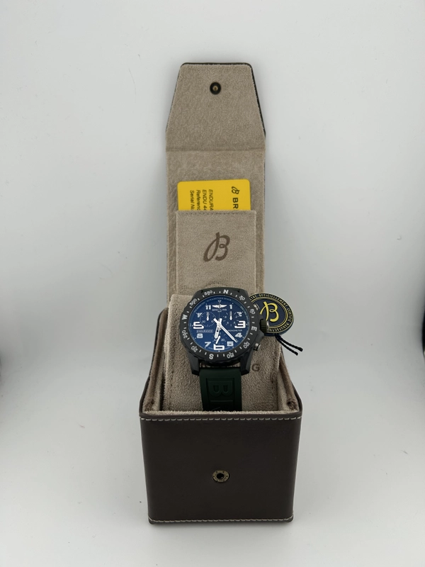 Breitling Endurance Pro Black Dial on Green Rubber Strap Ref. X82310D31B1S1 Complete 2026 view 8
