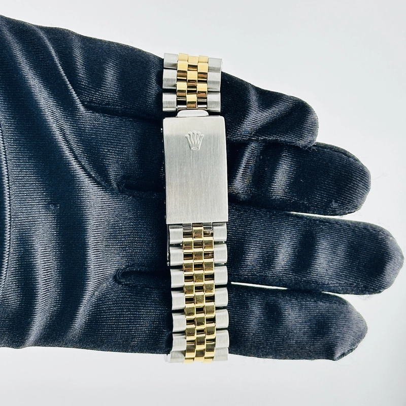 Rolex Datejust Champagne Diamond Factory Dial on D Link Jubilee Bracelet Ref. 16233G 1994 view 4