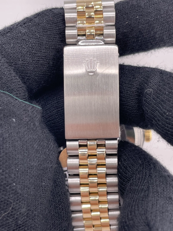 Rolex Datejust Champagne Stick Dial on D Link Jubilee Bracelet Ref. 16013 1987 view 4