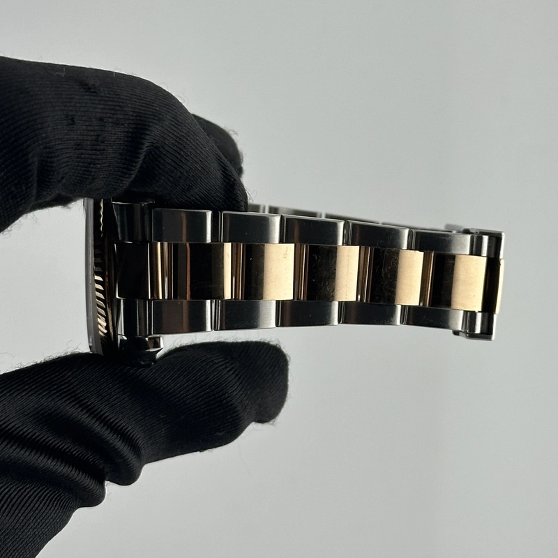 Rolex Datejust Black Stick Dial on Oyster Ref. 116231 2009 view 4