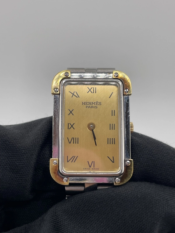 Hermes Cape Cod Gold Roman Numerals Dial on Gold Plated & Stainless Steel Bracelet Ref. CR1.240 view 3