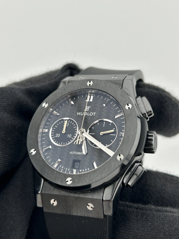 Hublot Classic Fusion Chronograph Black Carbon Effect Dial on Black Rubber Band Ref. 541.CM.1171.RX Complete 2019 view 3
