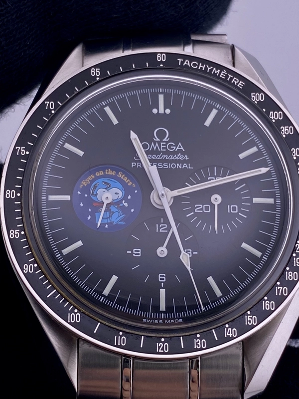 Omega Speedmaster Moonwatch "Snoopy" Black Snoopy Dial on Bracelet Ref. 3578.51.00 view 7