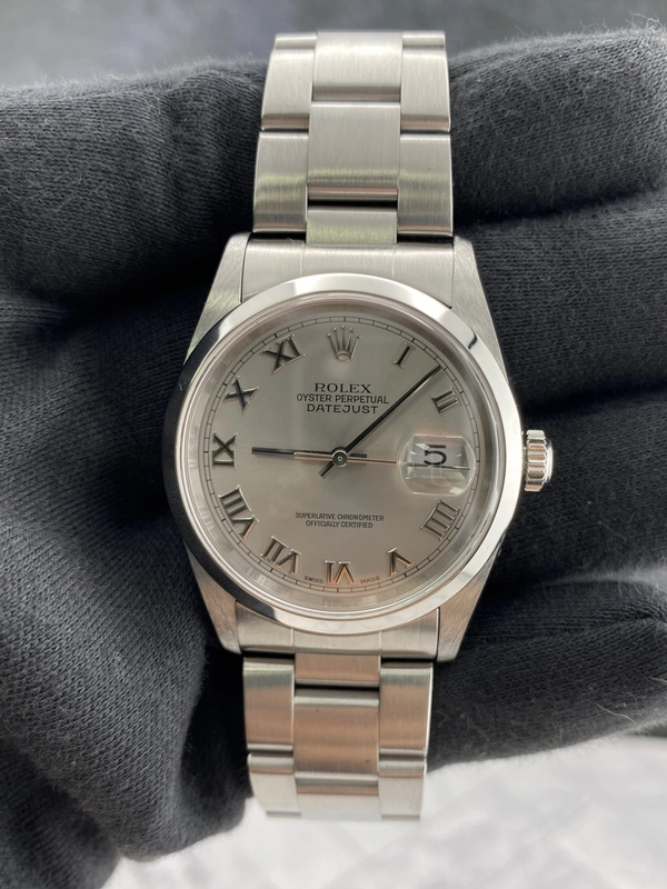 Rolex Datejust 36 Silver Roman Dial on Jubilee Ref. 16200 Papers 2001 view 2