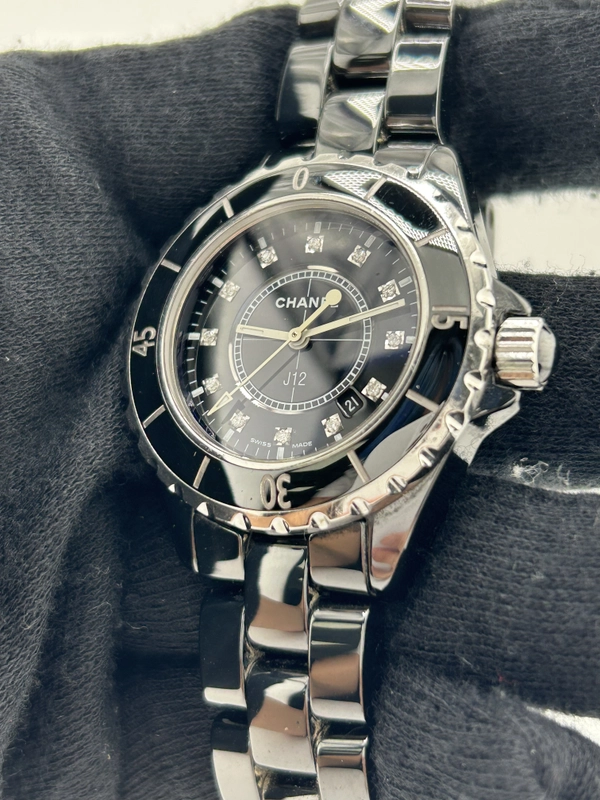 Chanel J12 Black With Factory Diamonds Dial on Bracelet Ref. H1625 Complete 2005 view 3