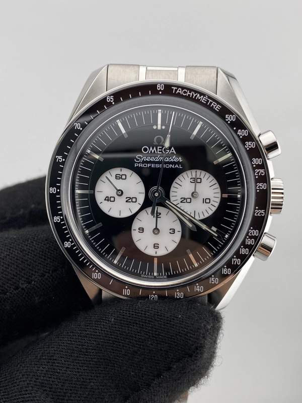 Omega Speedmaster Moonwatch Professional Black Dial on Stainless Steel Bracelet Ref. 310.30.42.50.01.004 Complete 2026 view 3