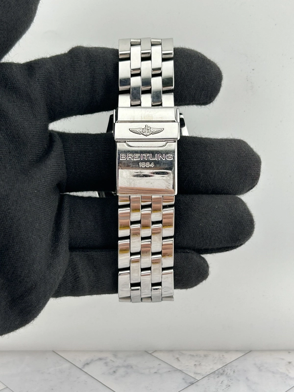 Breitling Chronomat Black Dial on Stainless Steel Bracelet Ref. A011B56PA Papers 2012 view 4