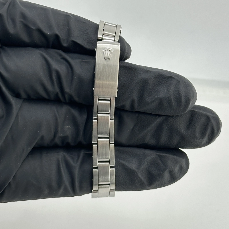 Tudor Princess Oysterdate Grey Dial on Oyster Folded Bracelet Ref. 92300 view 4