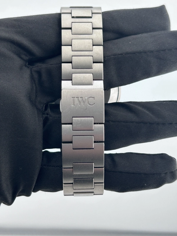 Iwc Aquatimer Automatic Matte Black Dial on Stainless Steel Ref. IW353803 Complete 2008 view 3