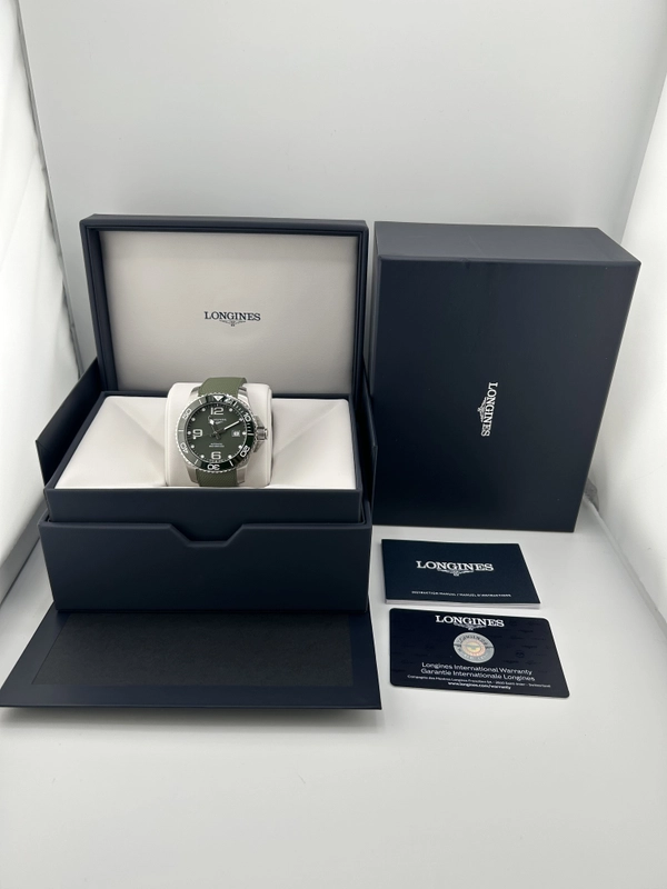 Longines Hydroconquest Green Dial on Rubber Band Ref. L3.782.4/4.06.9 Complete 2026 view 8