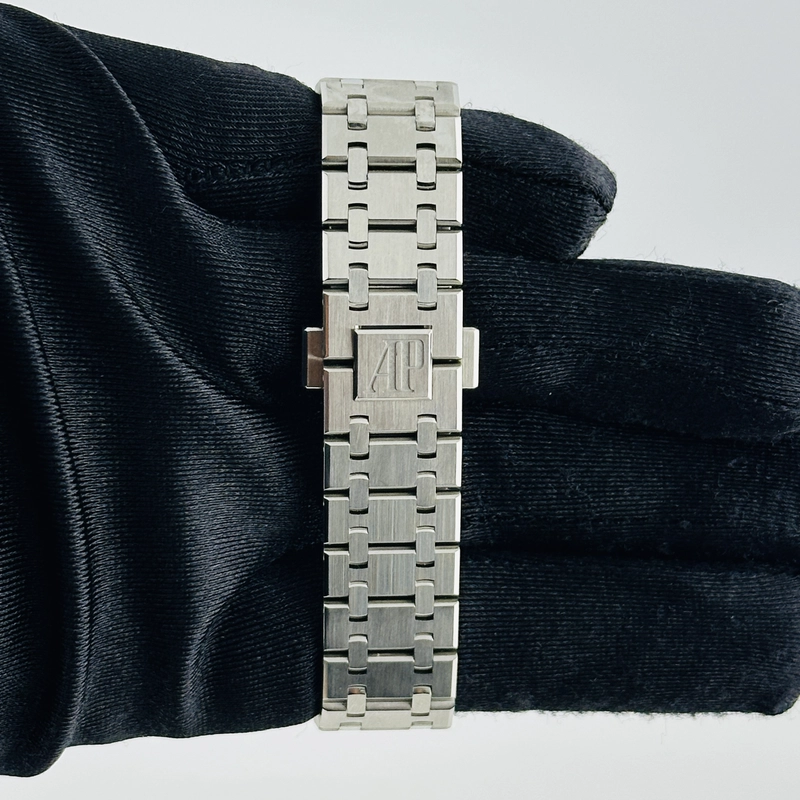 Audemars Piguet Royal Oak Selfwinding Silver Dial on Stainless Steel Bracelet Ref. 15550ST.OO.1356ST.01 Complete 2024 view 5