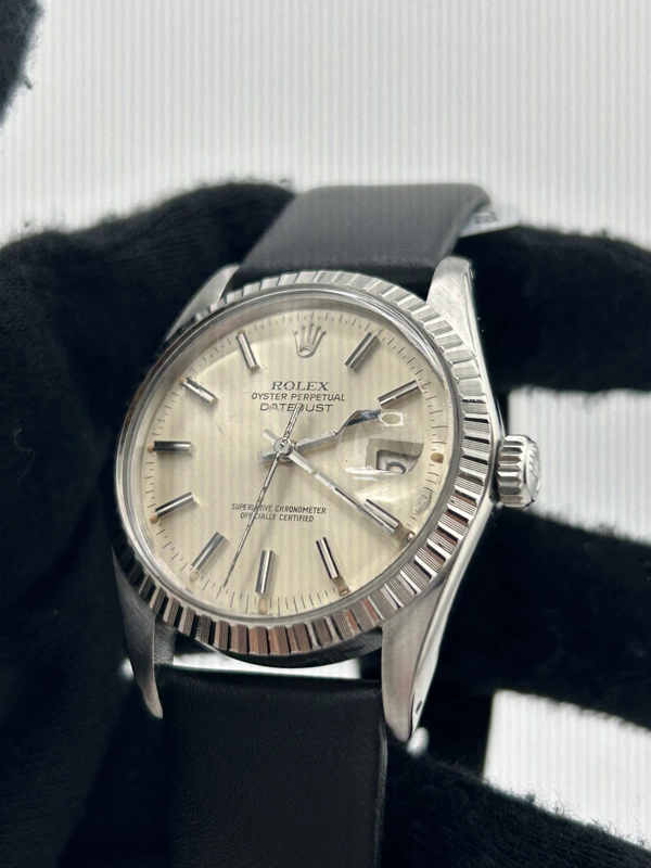 Rolex Datejust 36 Silver Stick Dial on Generic Black Leather Strap Ref. 16030 1981 view 2