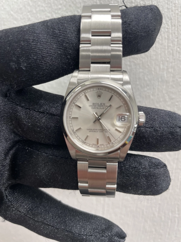 Rolex Datejust Silver Dial on Oyster Ref. 78240 Papers 2001 view 2