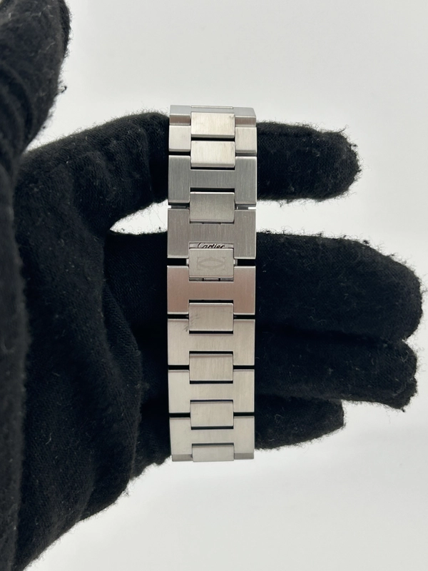 Cartier Pasha C Silver Dial on Stainless Steel Bracelet Ref. W31029M7 view 4
